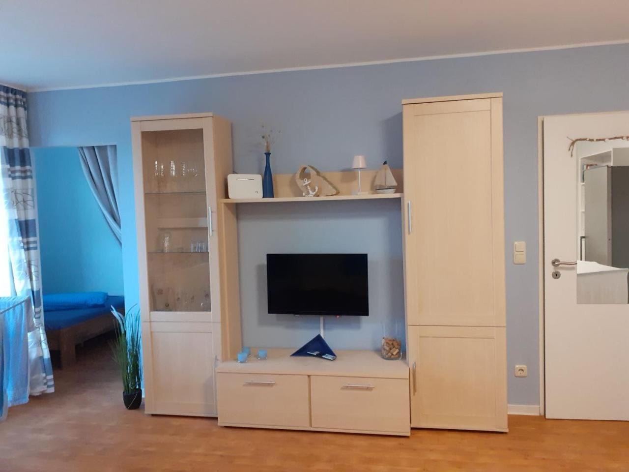 Aquamarin - Charmantes Appartement Mit Balkon Rostock Exteriör bild